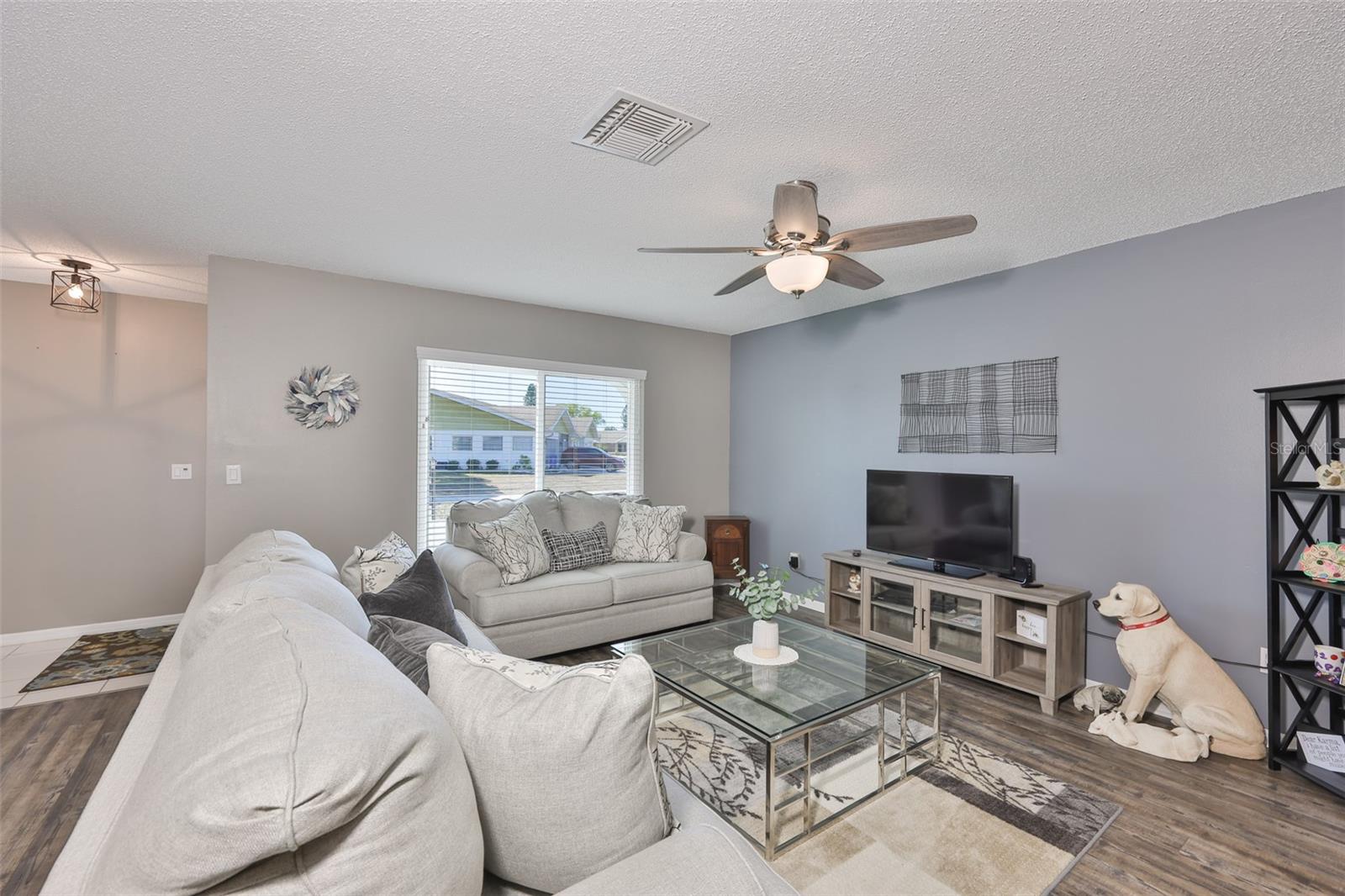 Image 8 of 54 For 123 Wintersong Lane