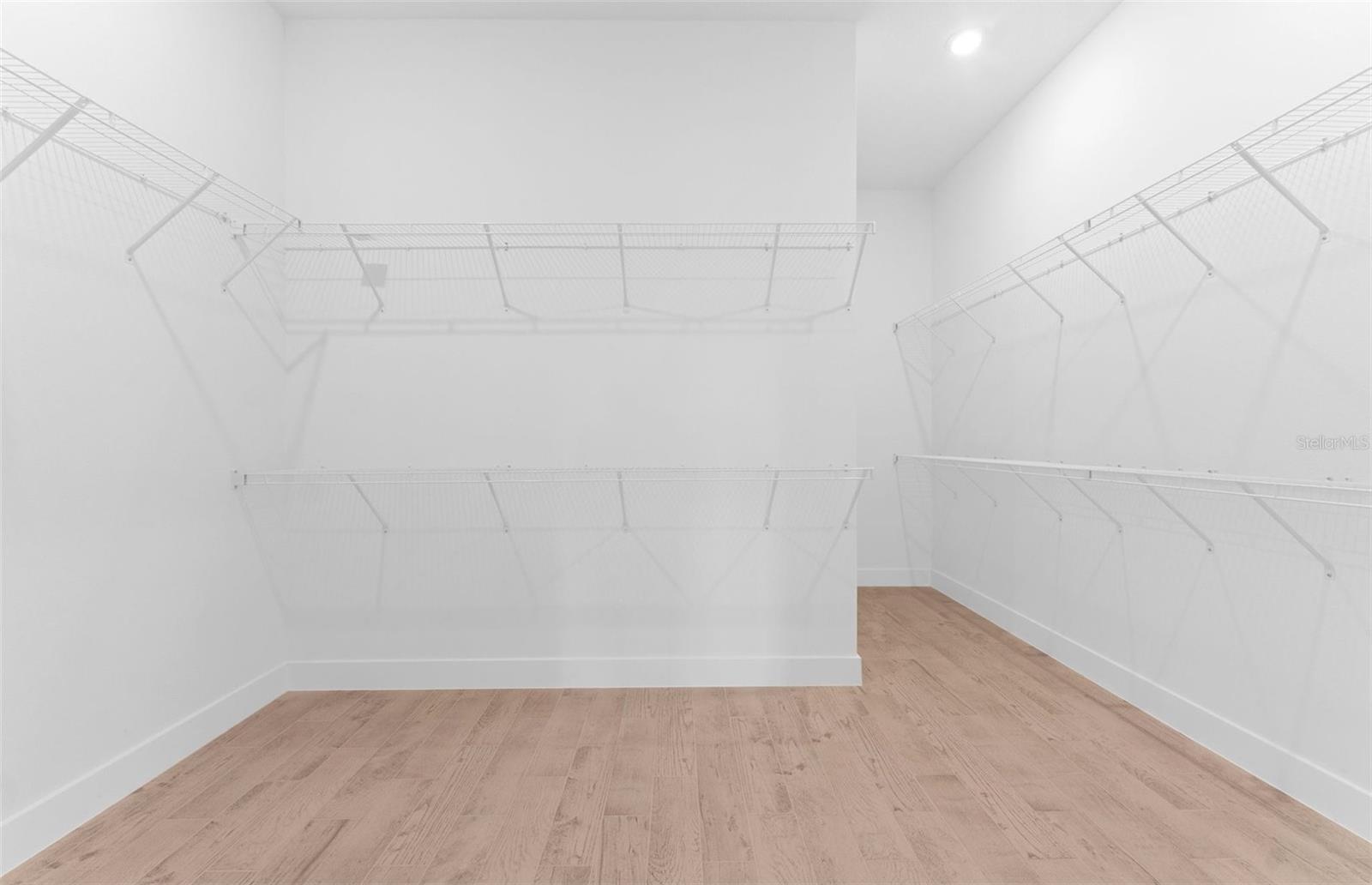 Image 10 of 23 For 37327 Gunnison Drive