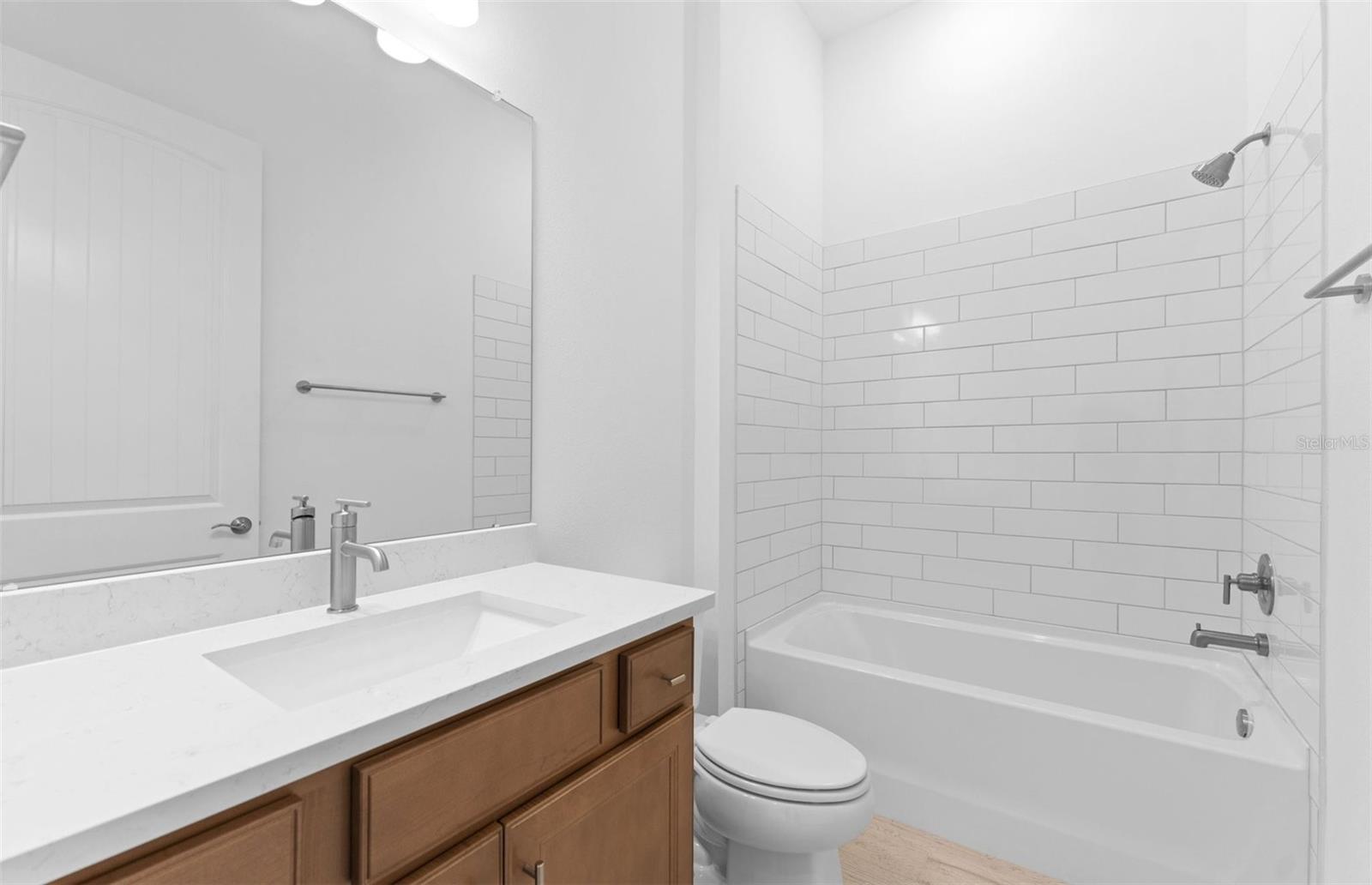 Image 14 of 23 For 37327 Gunnison Drive