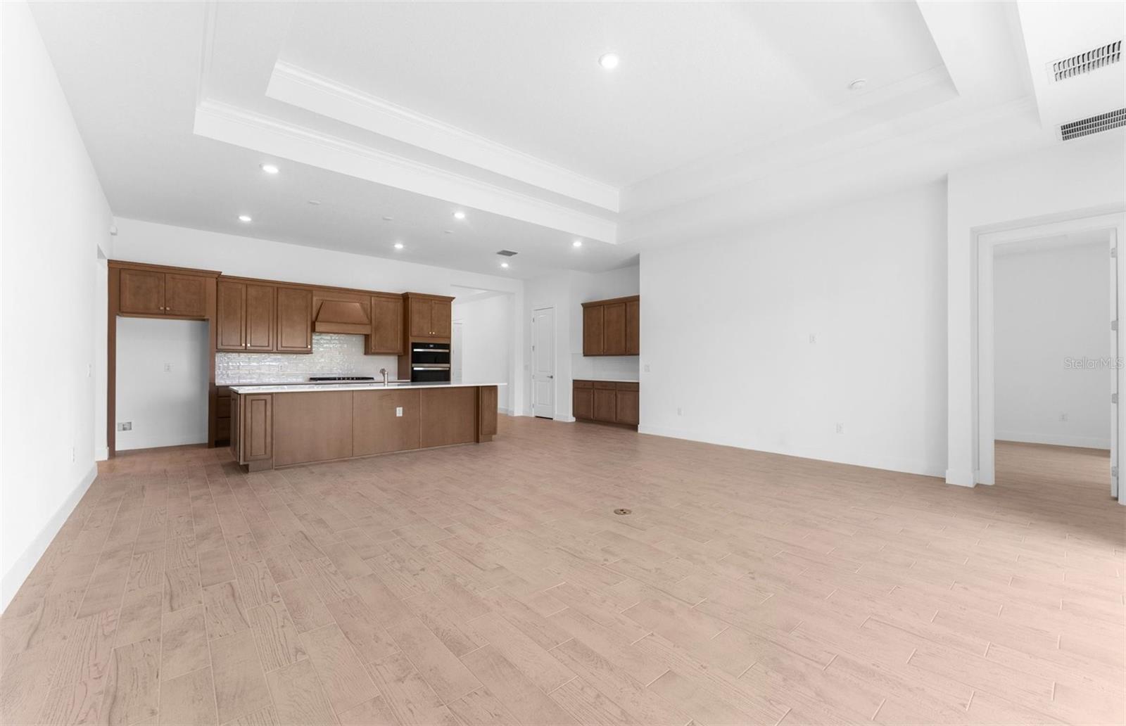 Image 6 of 23 For 37327 Gunnison Drive