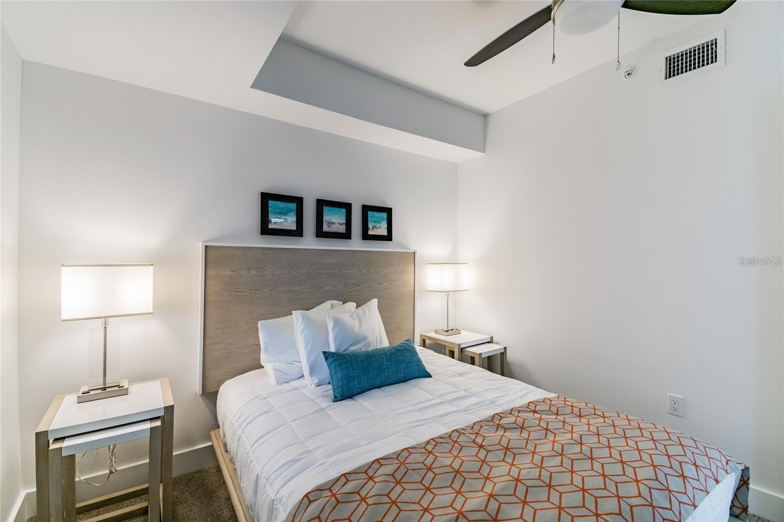 Image 13 of 31 For 10116 Gulf Boulevard 405w