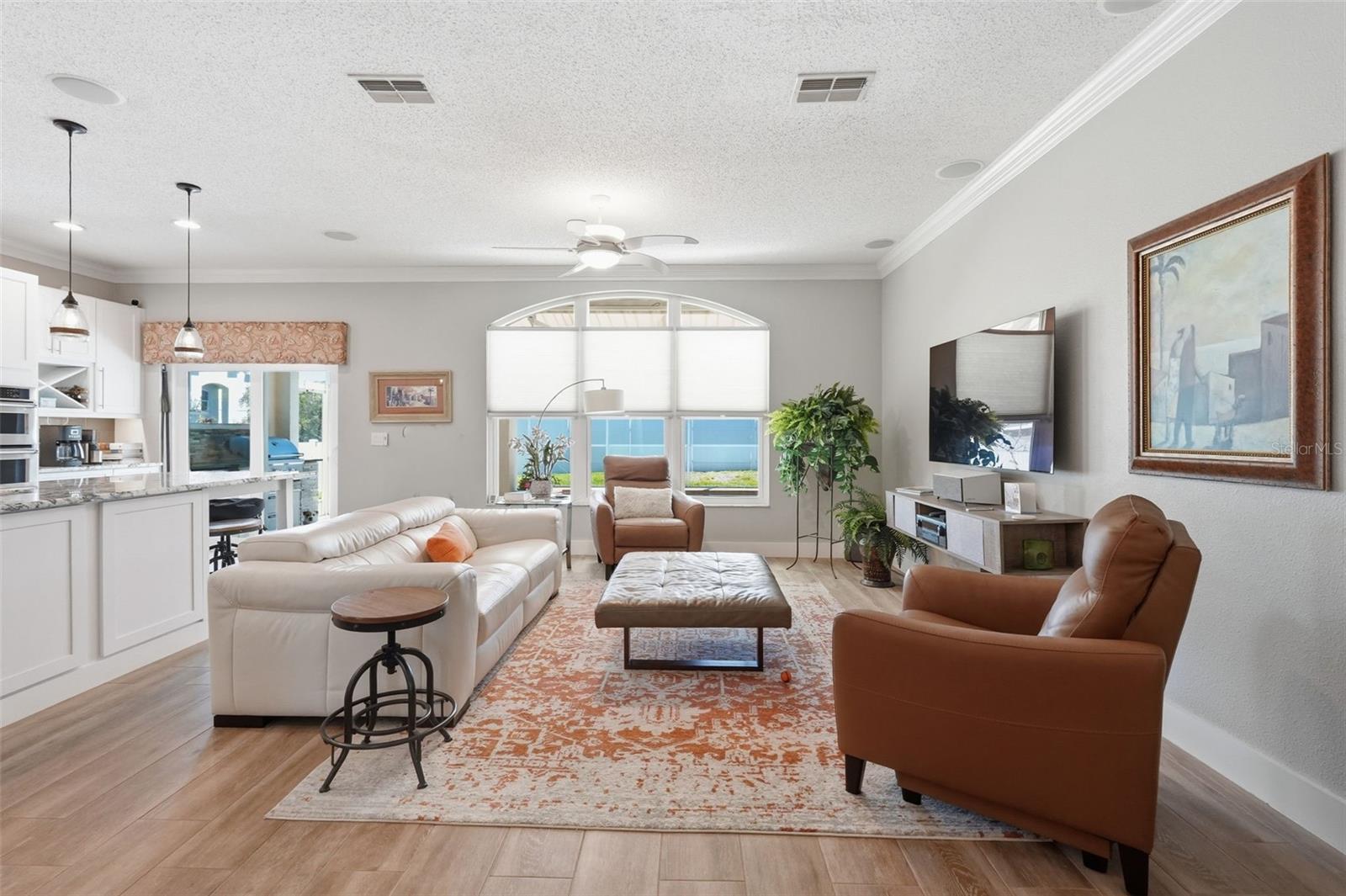 Image 12 of 37 For 2706 Sierra Vista Way