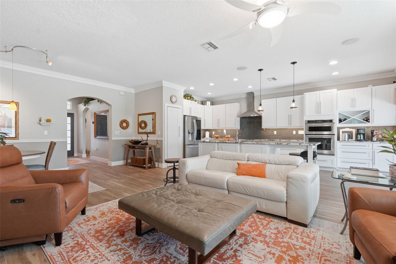 Image 14 of 37 For 2706 Sierra Vista Way