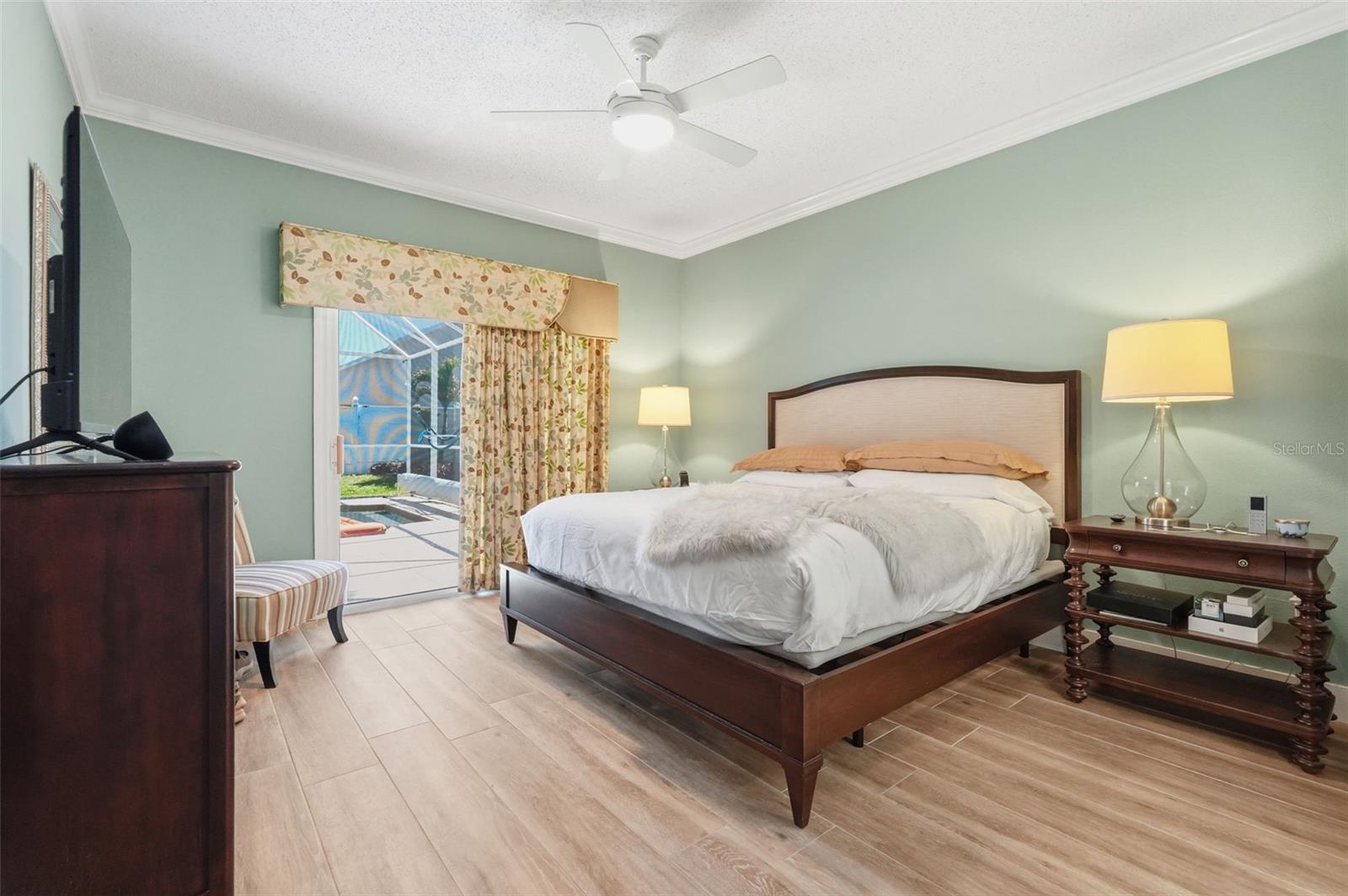 Image 15 of 37 For 2706 Sierra Vista Way