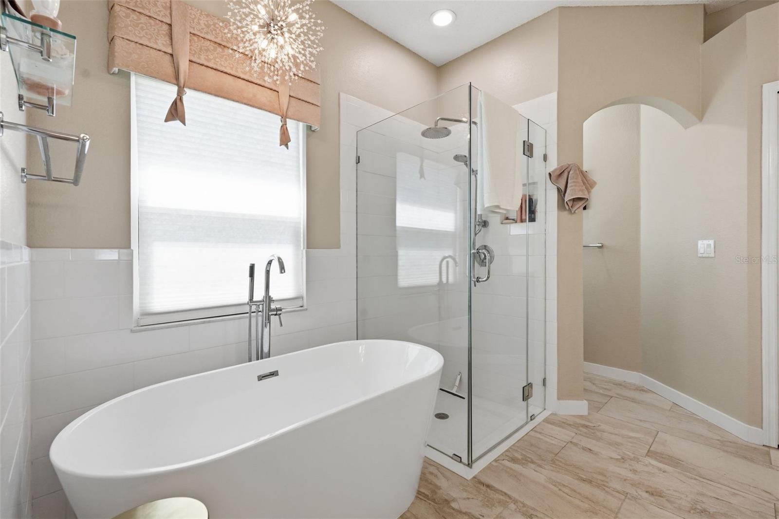 Image 19 of 37 For 2706 Sierra Vista Way