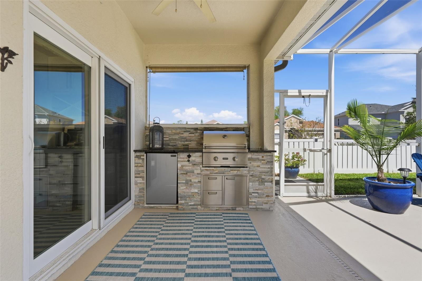 Image 26 of 37 For 2706 Sierra Vista Way