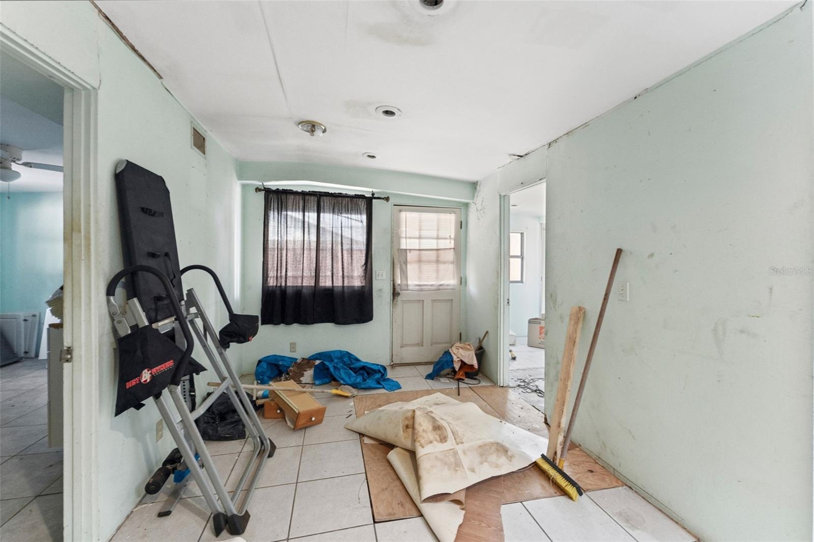 Image 9 of 45 For 5201 66th Way N