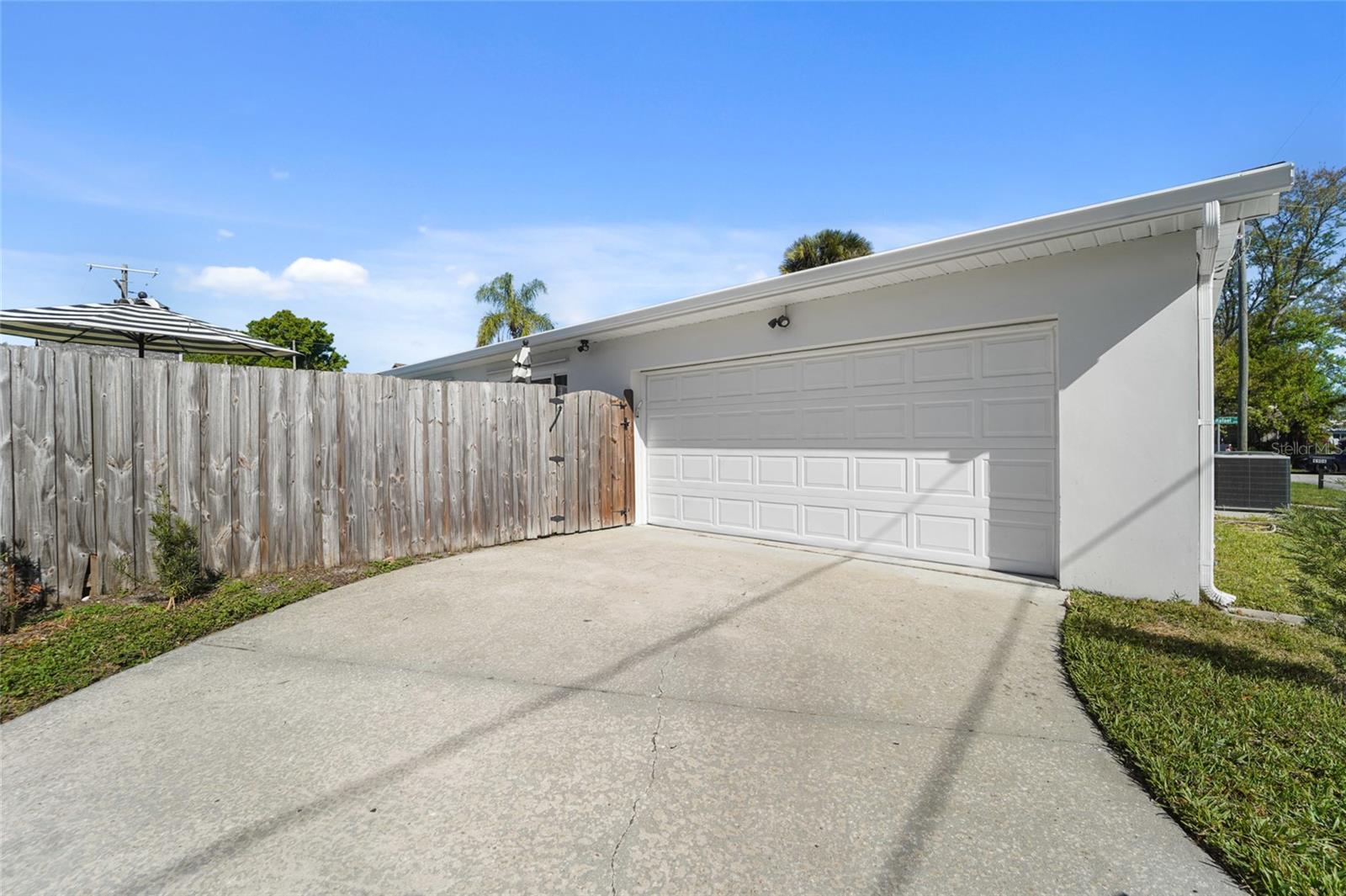 Image 31 of 32 For 4906 San Rafael Street