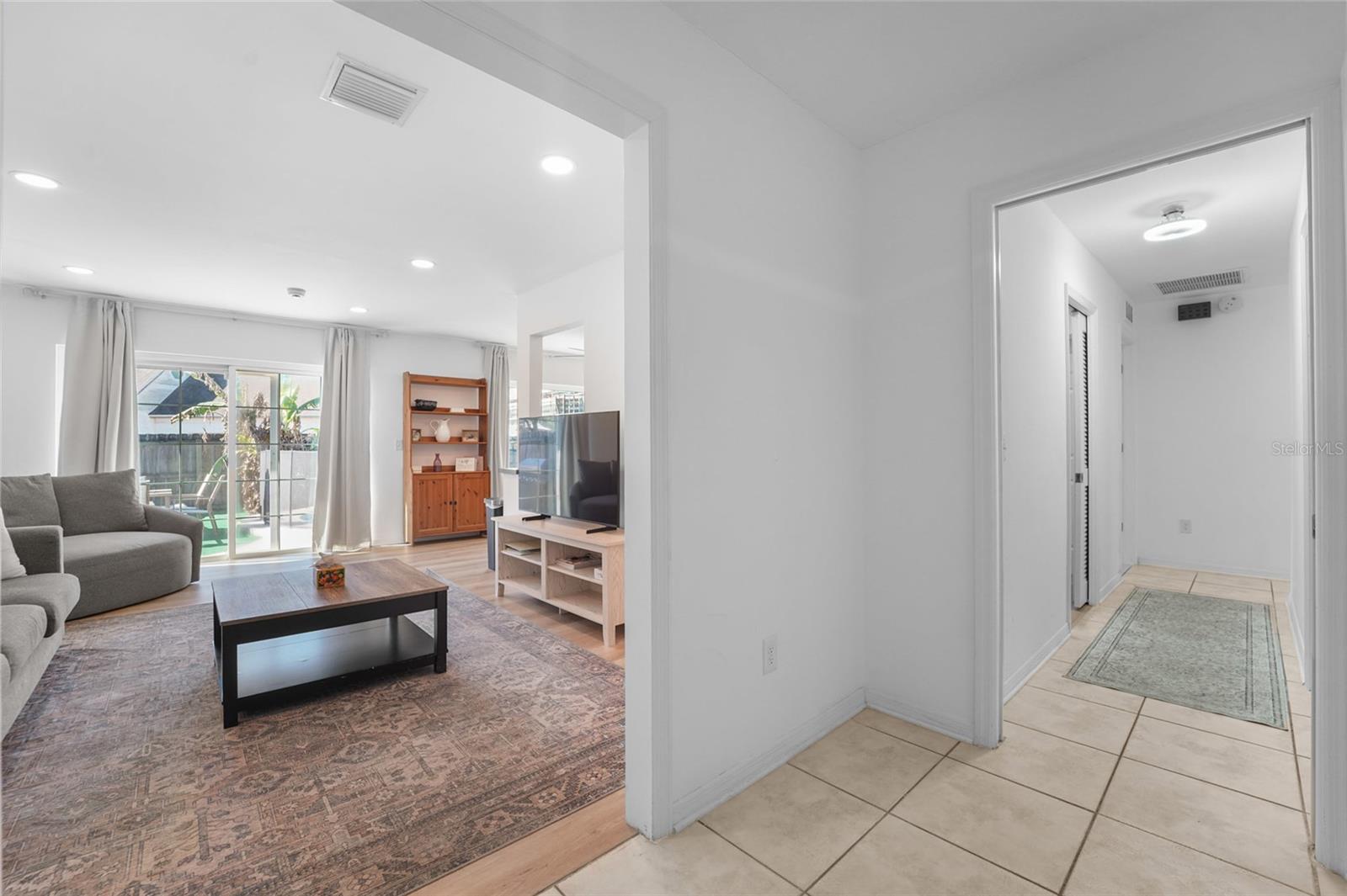 Image 7 of 32 For 4906 San Rafael Street