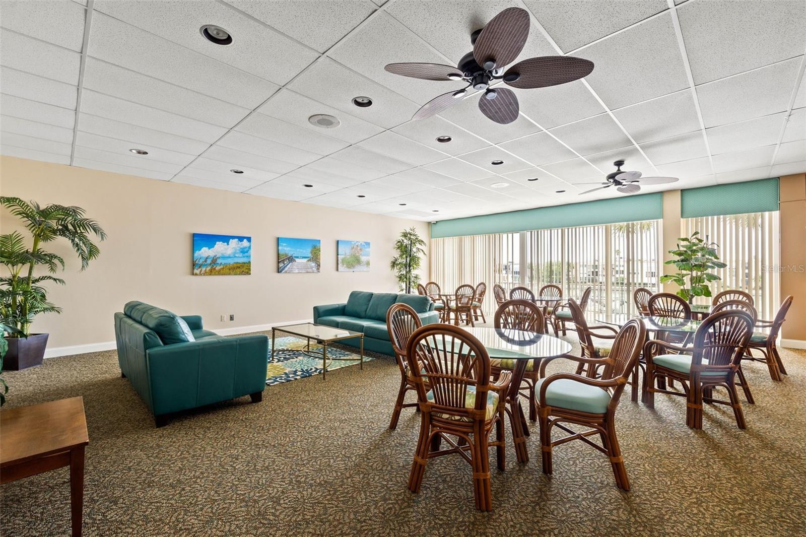 Image 41 of 42 For 7625 Sun Island Drive S 207