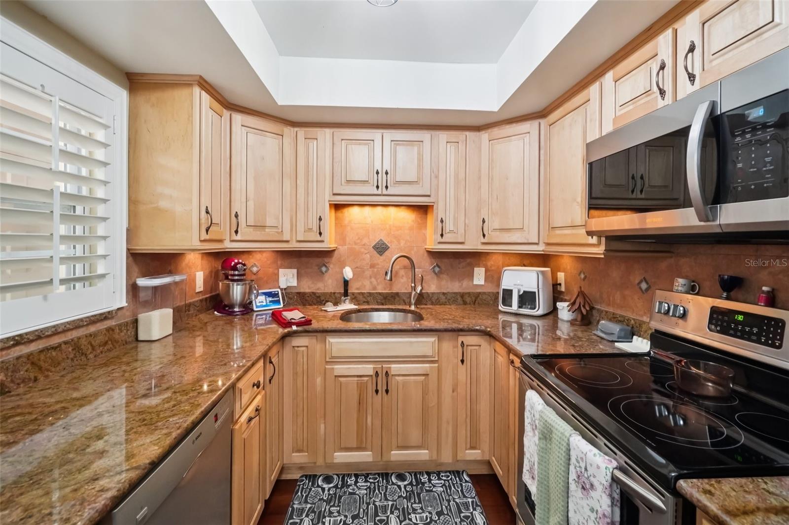 Image 12 of 24 For 8300 Bardmoor Boulevard 103