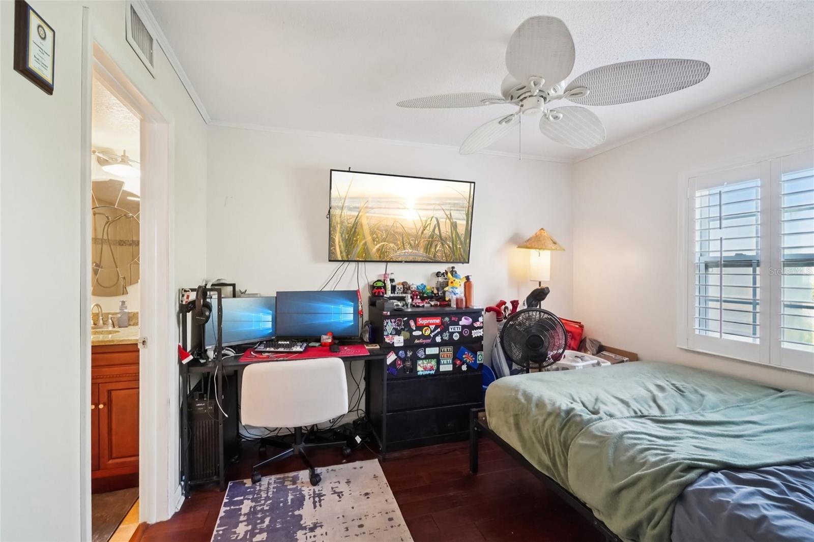 Image 15 of 24 For 8300 Bardmoor Boulevard 103