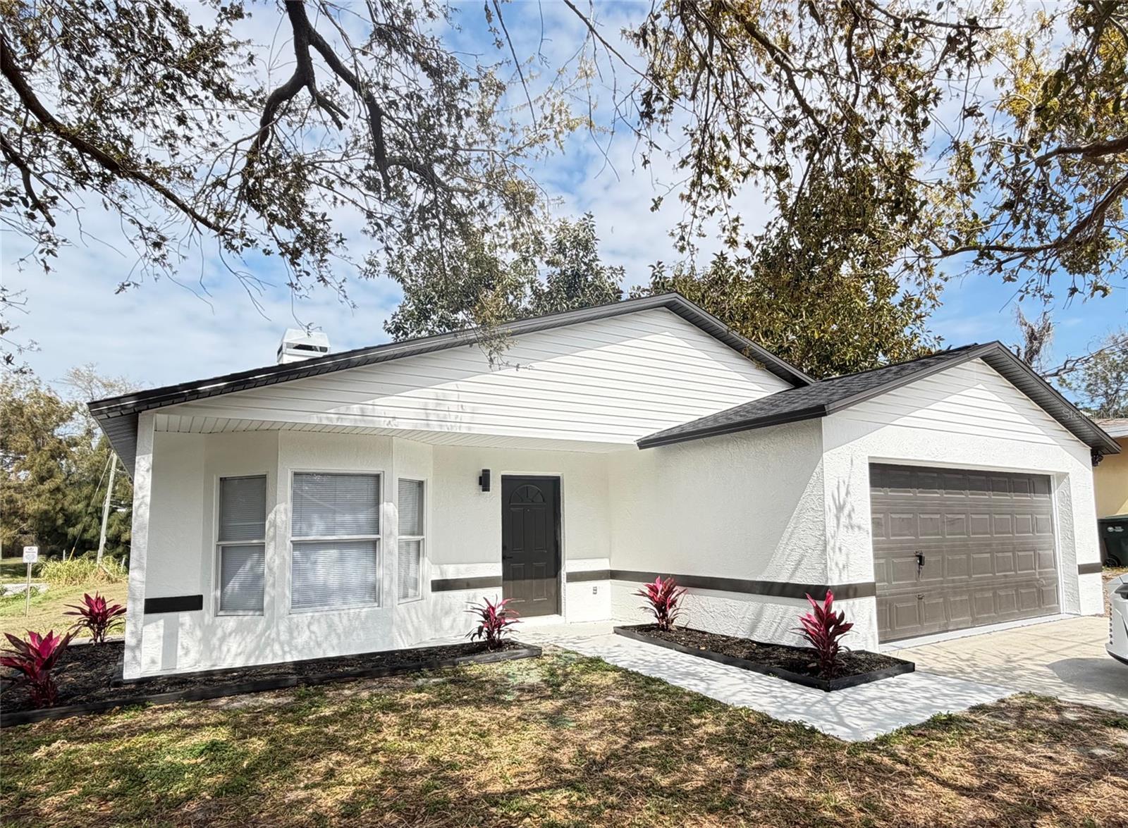 Details for 1014 16th Avenue Nw, CLEARWATER, FL 33756