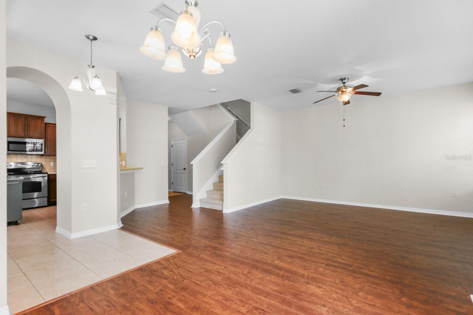 Image 10 of 32 For 16612 Kingletside Court