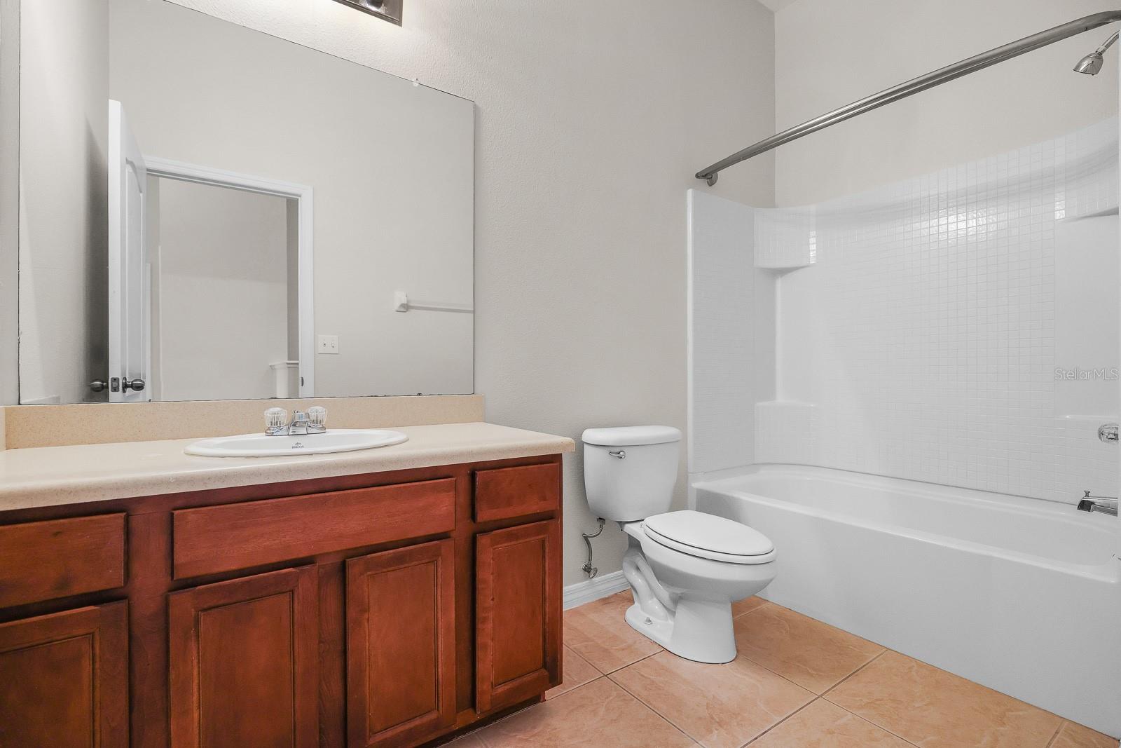 Image 18 of 32 For 16612 Kingletside Court