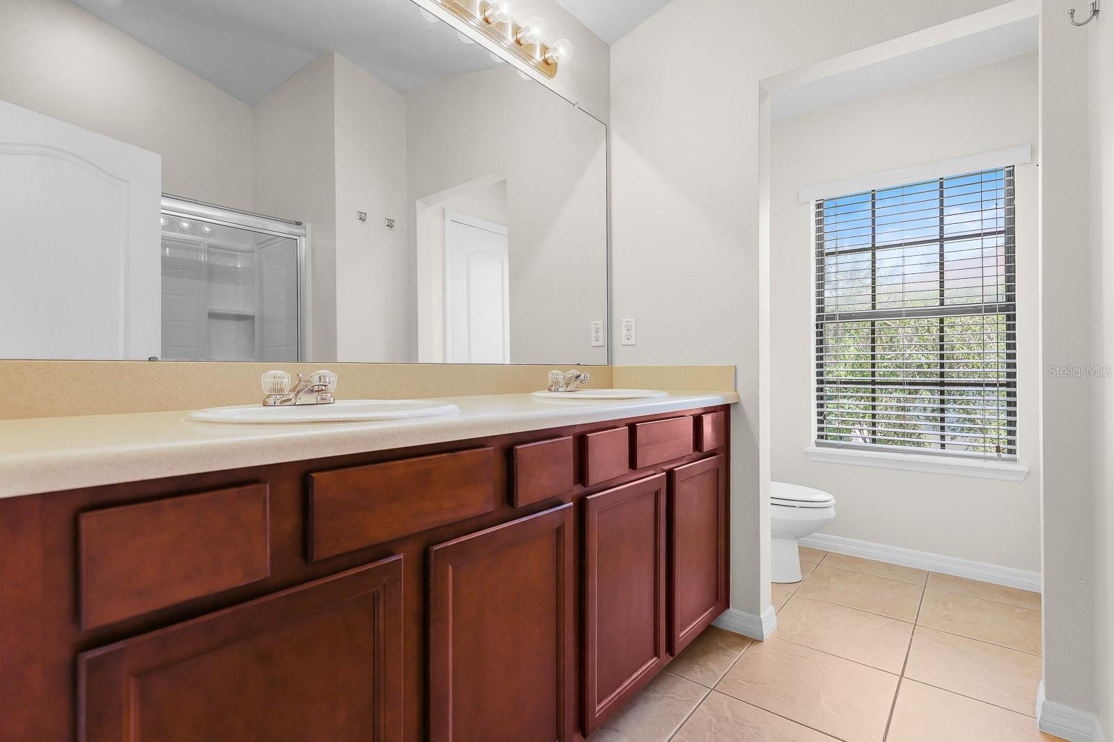 Image 23 of 32 For 16612 Kingletside Court