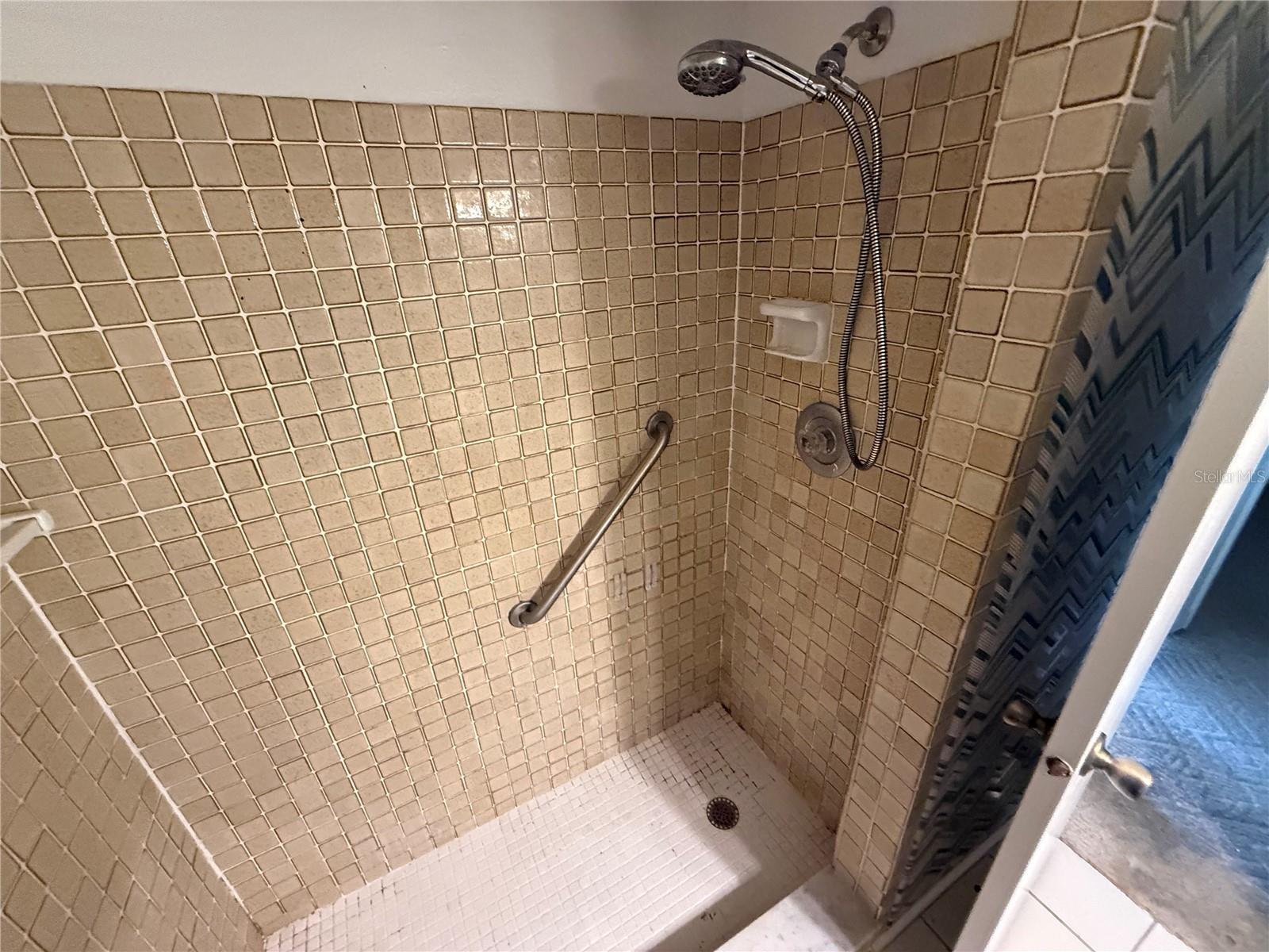 Image 15 of 19 For 6608 36th Avenue Drive W