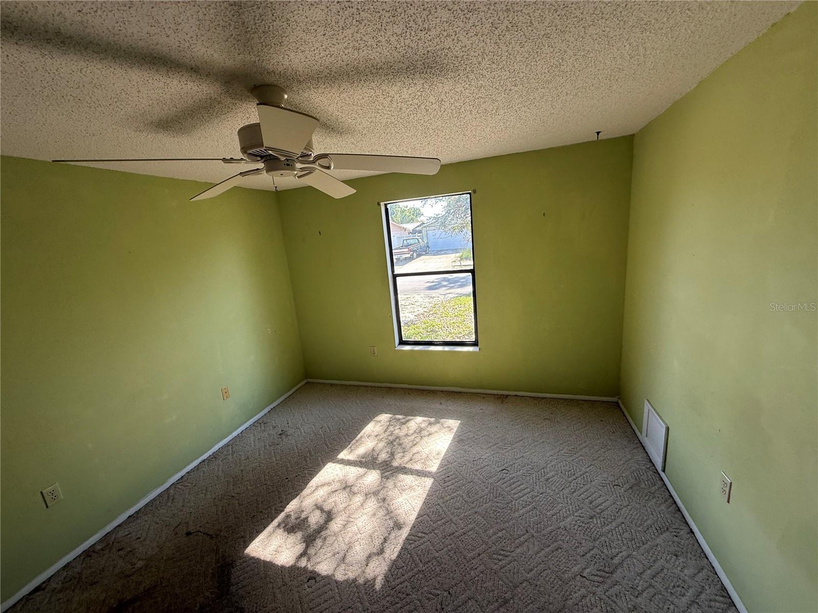 Image 16 of 19 For 6608 36th Avenue Drive W