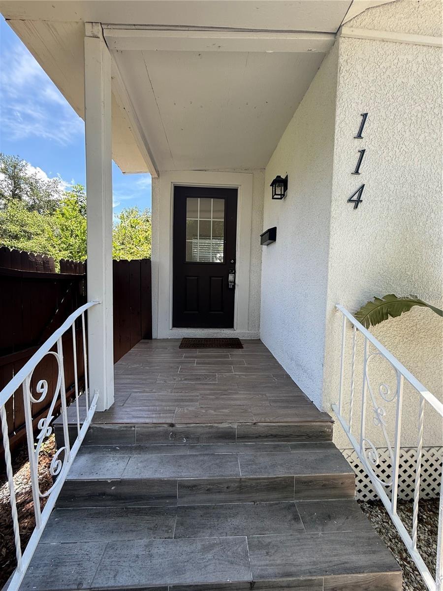 Image 3 of 34 For 114 Amelia Avenue