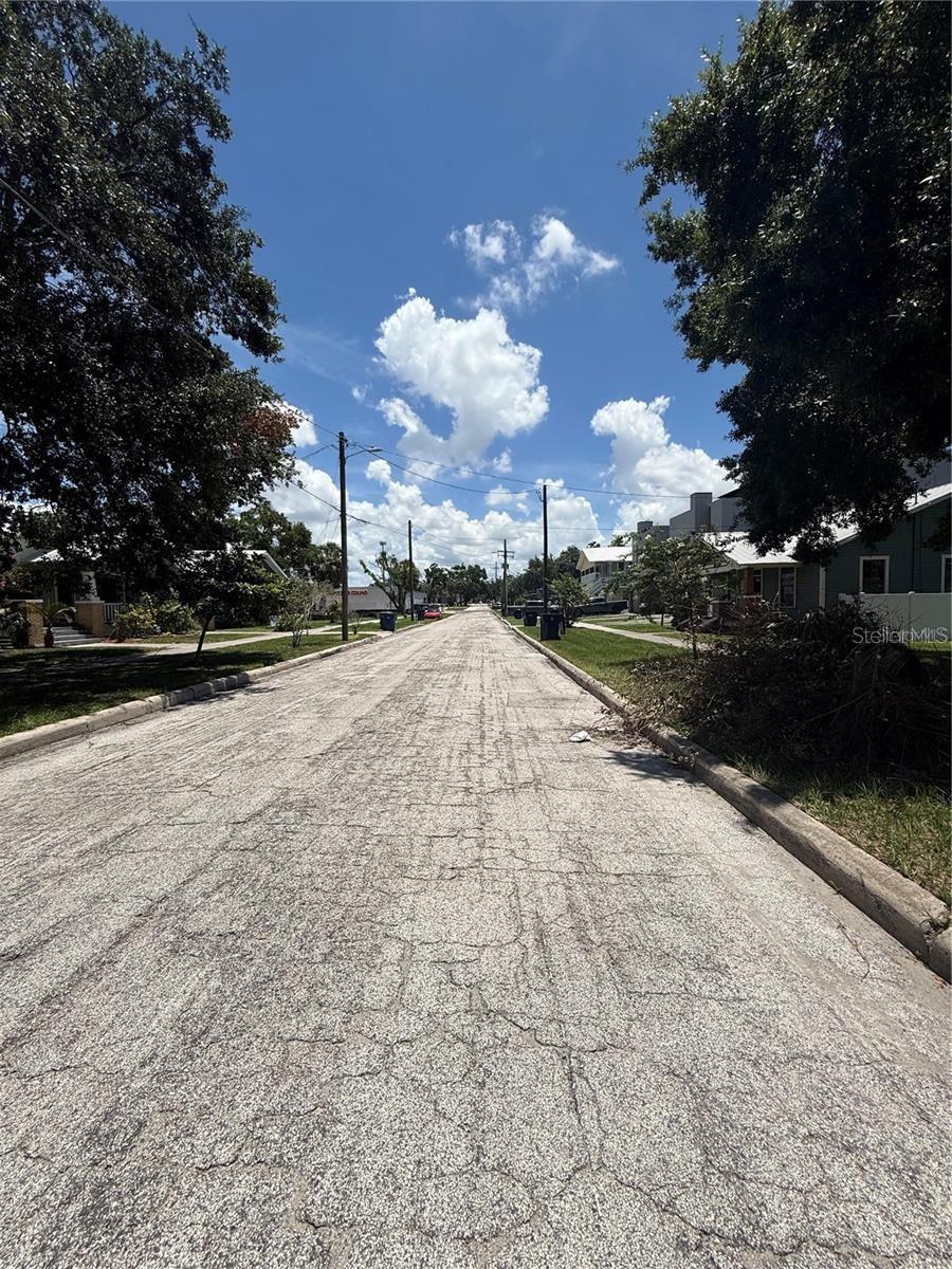 Image 34 of 34 For 114 Amelia Avenue