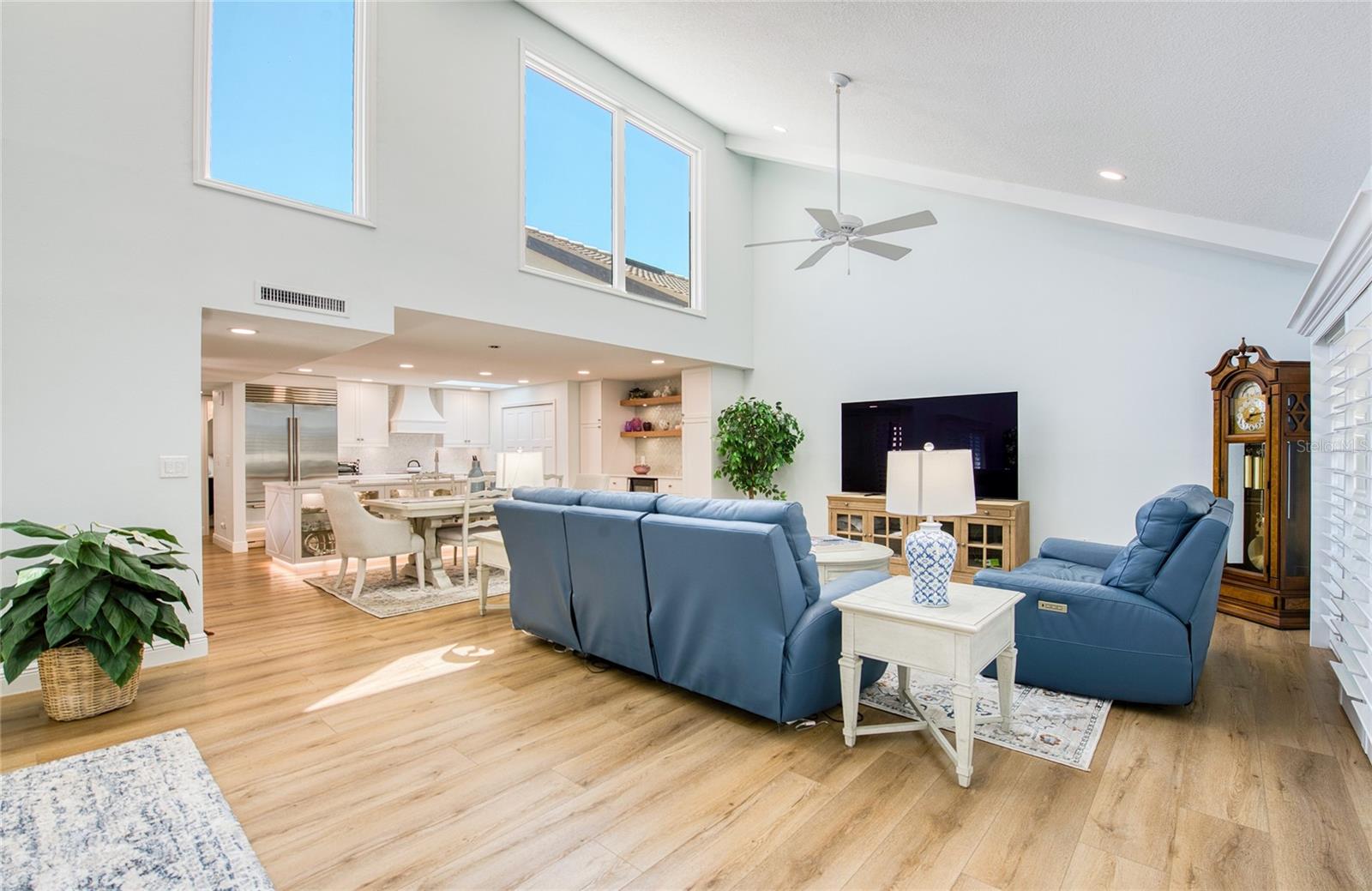 Image 16 of 79 For 1307 Pelican Creek Crossing 1307