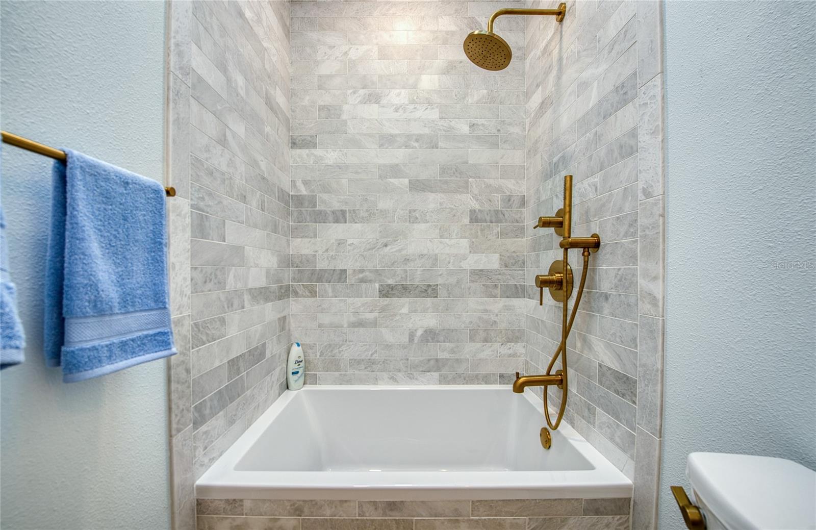 Image 37 of 79 For 1307 Pelican Creek Crossing 1307