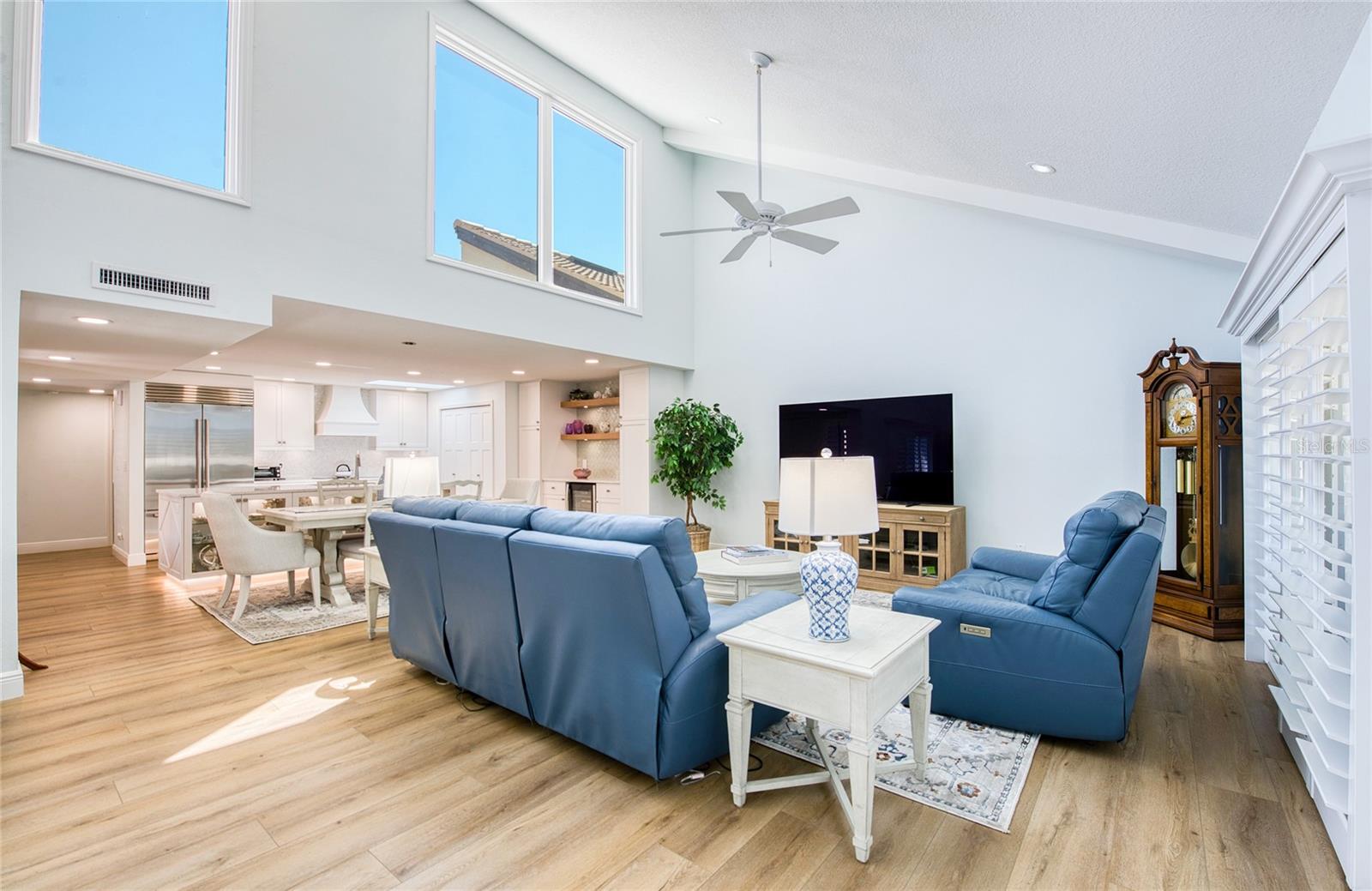 Image 6 of 79 For 1307 Pelican Creek Crossing 1307