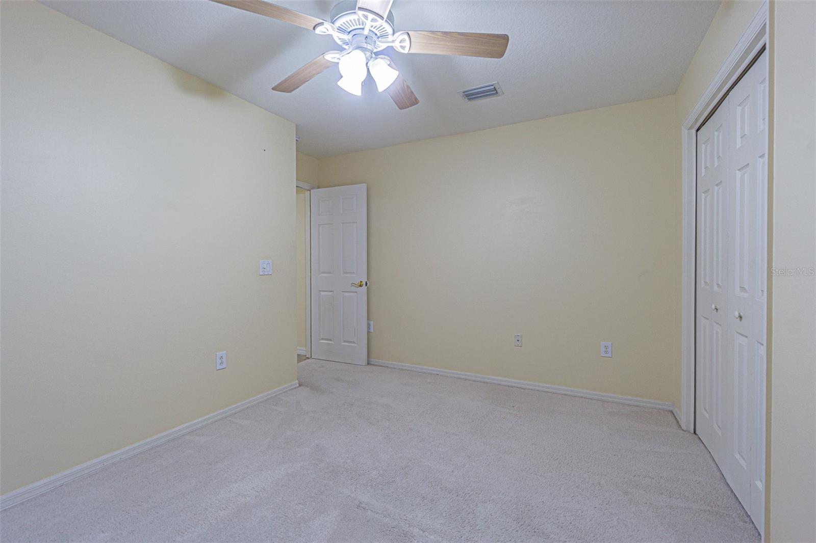 Image 16 of 35 For 18024 Arbor Crest Drive