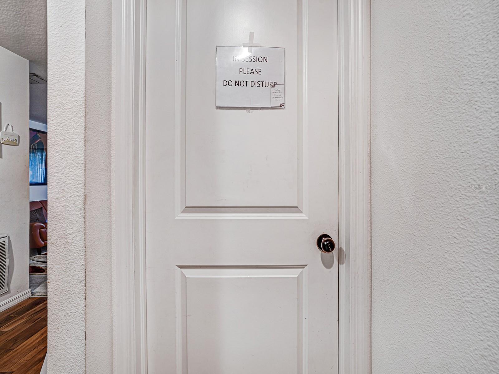 Image 24 of 34 For 14456 Alistar Manor Drive