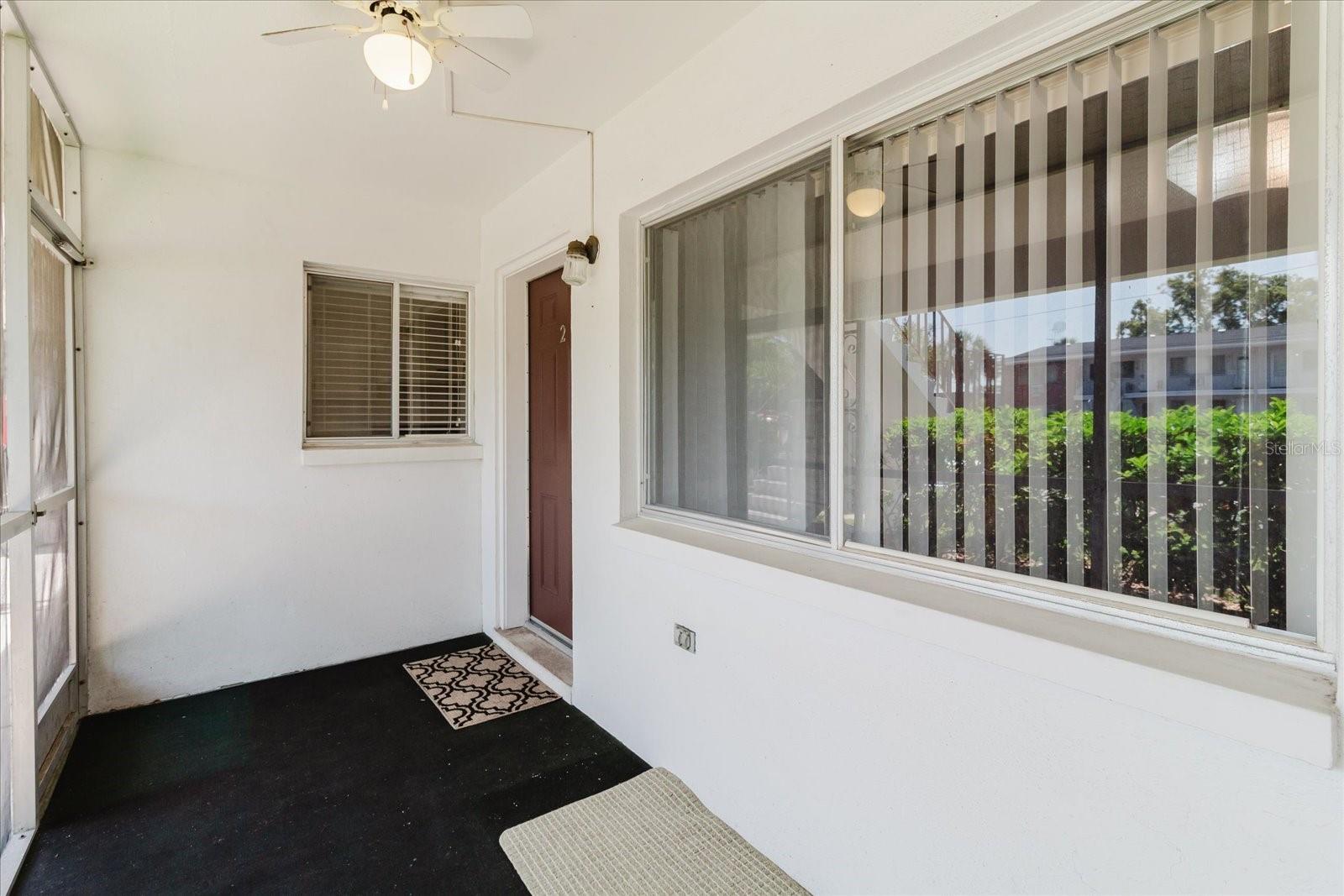 Image 10 of 44 For 2348 Shelley Street 2