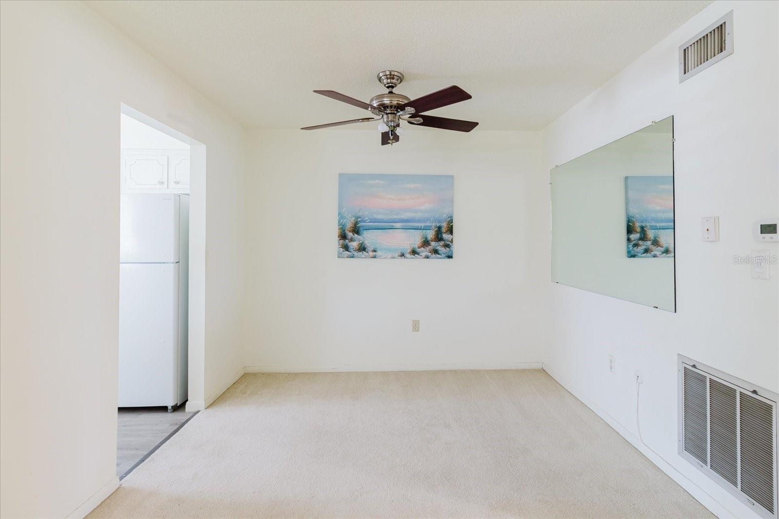 Image 16 of 44 For 2348 Shelley Street 2