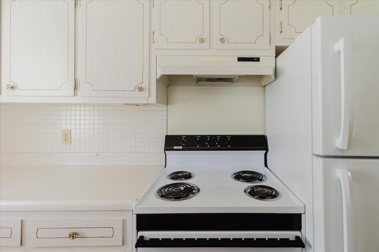 Image 20 of 44 For 2348 Shelley Street 2