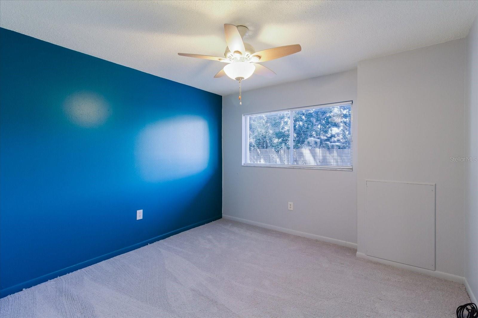 Image 32 of 44 For 2348 Shelley Street 2