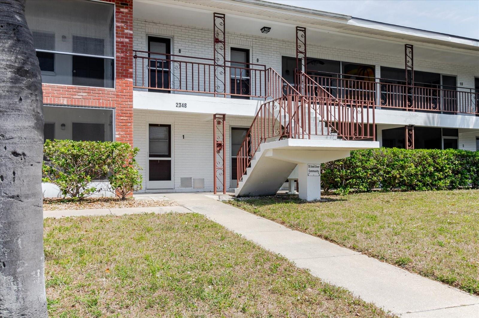 Image 5 of 44 For 2348 Shelley Street 2