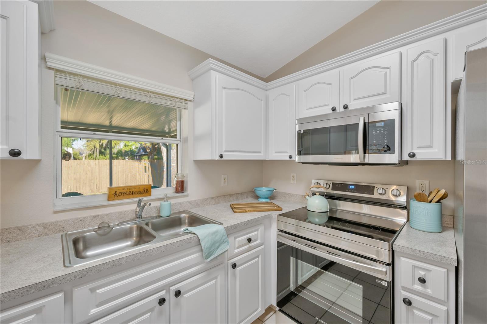 Image 2 of 25 For 909 Mobley Street