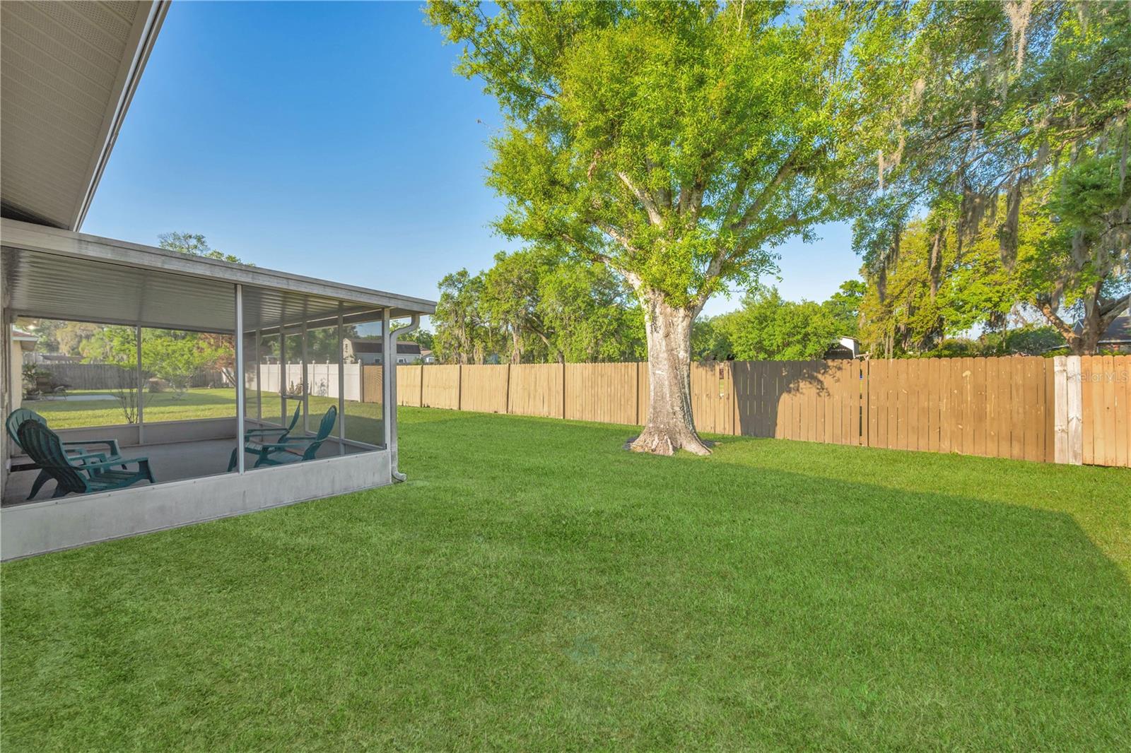 Image 23 of 25 For 909 Mobley Street