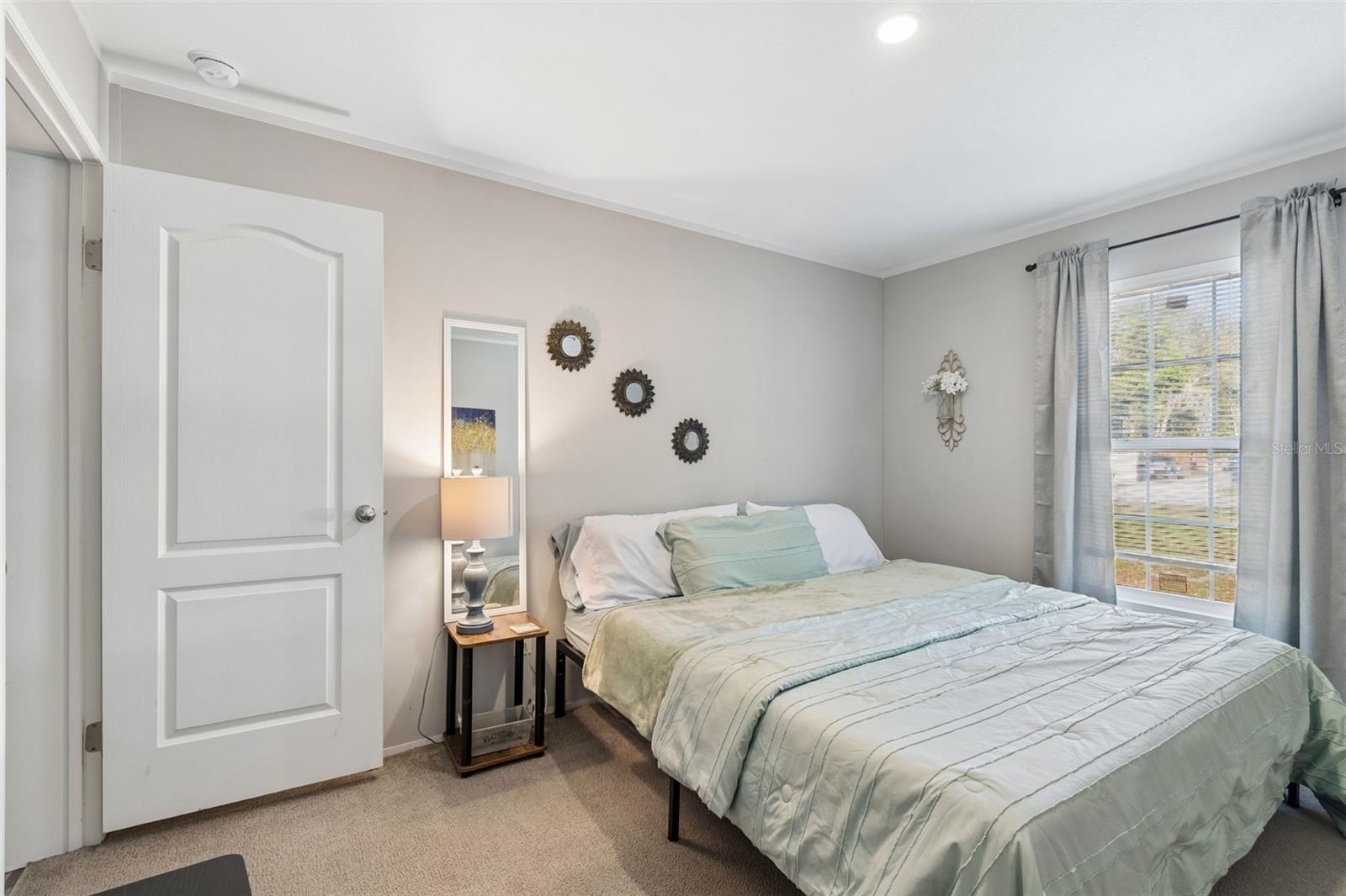 Image 11 of 37 For 6527 Angus Valley Drive