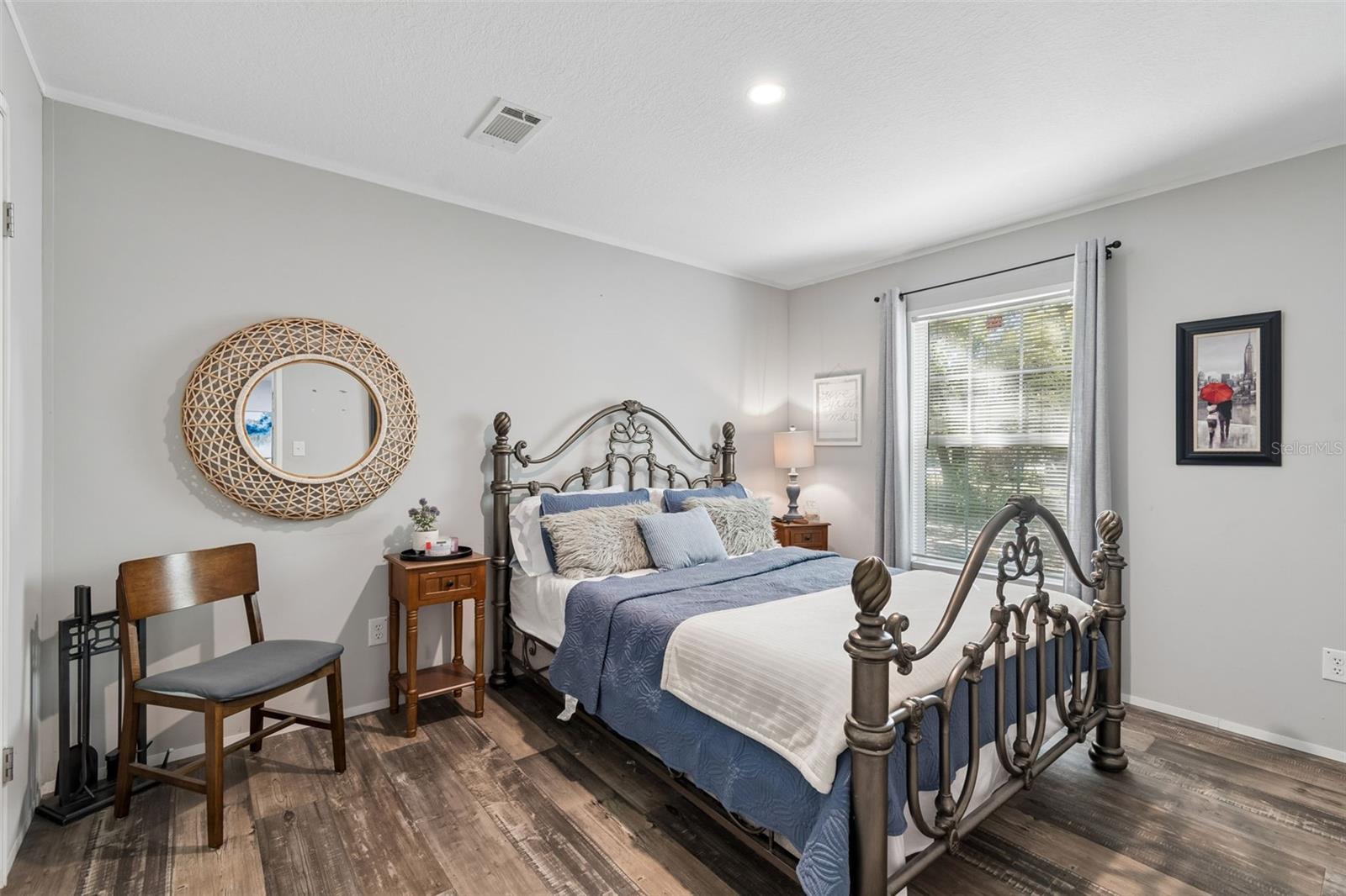 Image 15 of 37 For 6527 Angus Valley Drive