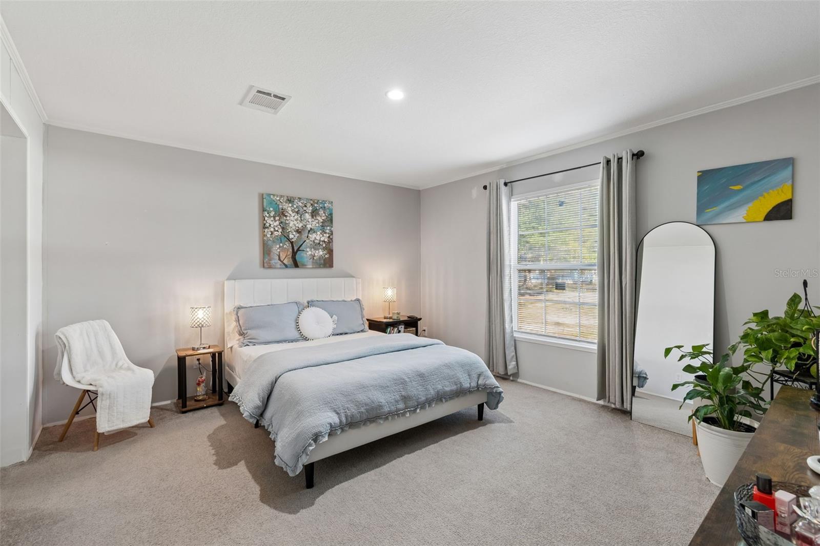 Image 18 of 37 For 6527 Angus Valley Drive