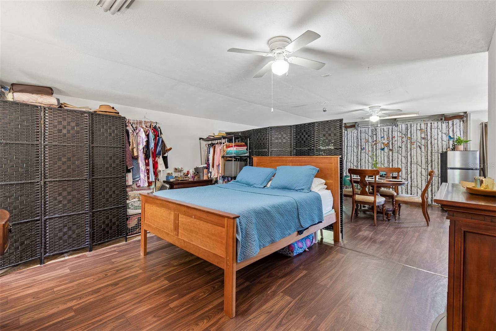 Image 25 of 37 For 6527 Angus Valley Drive