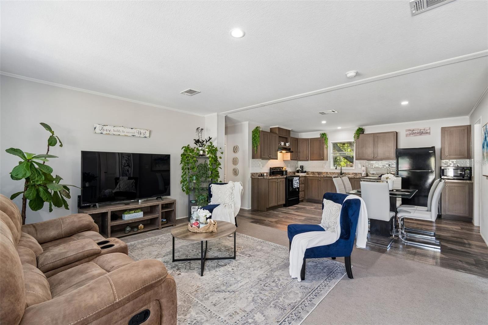 Image 3 of 37 For 6527 Angus Valley Drive