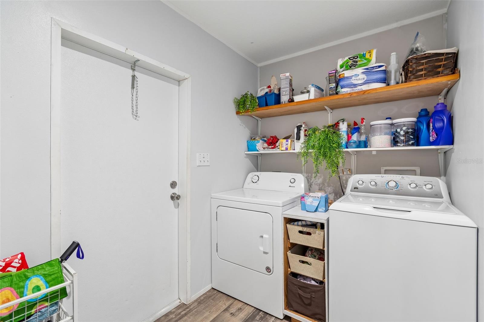 Image 9 of 37 For 6527 Angus Valley Drive