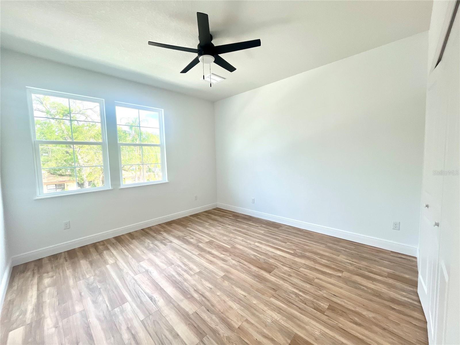 Image 14 of 18 For 8110 Greenwood Avenue