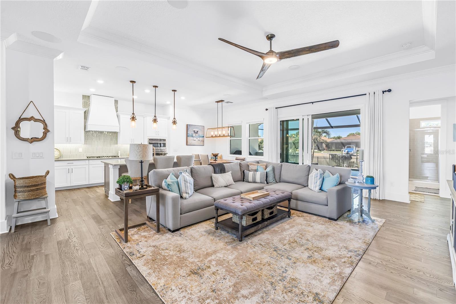 Image 34 of 78 For 513 17th Avenue E