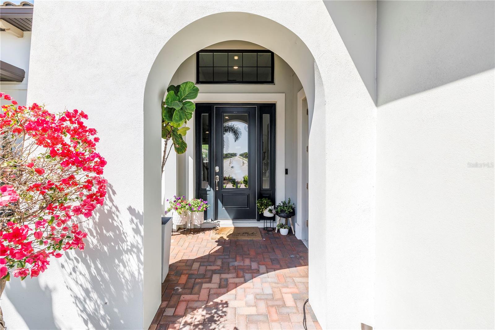 Image 4 of 78 For 513 17th Avenue E