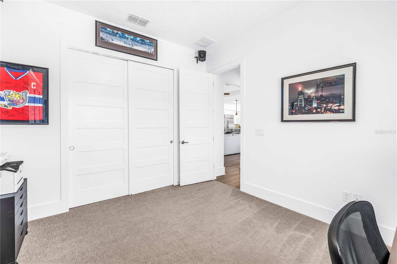 Image 42 of 78 For 513 17th Avenue E