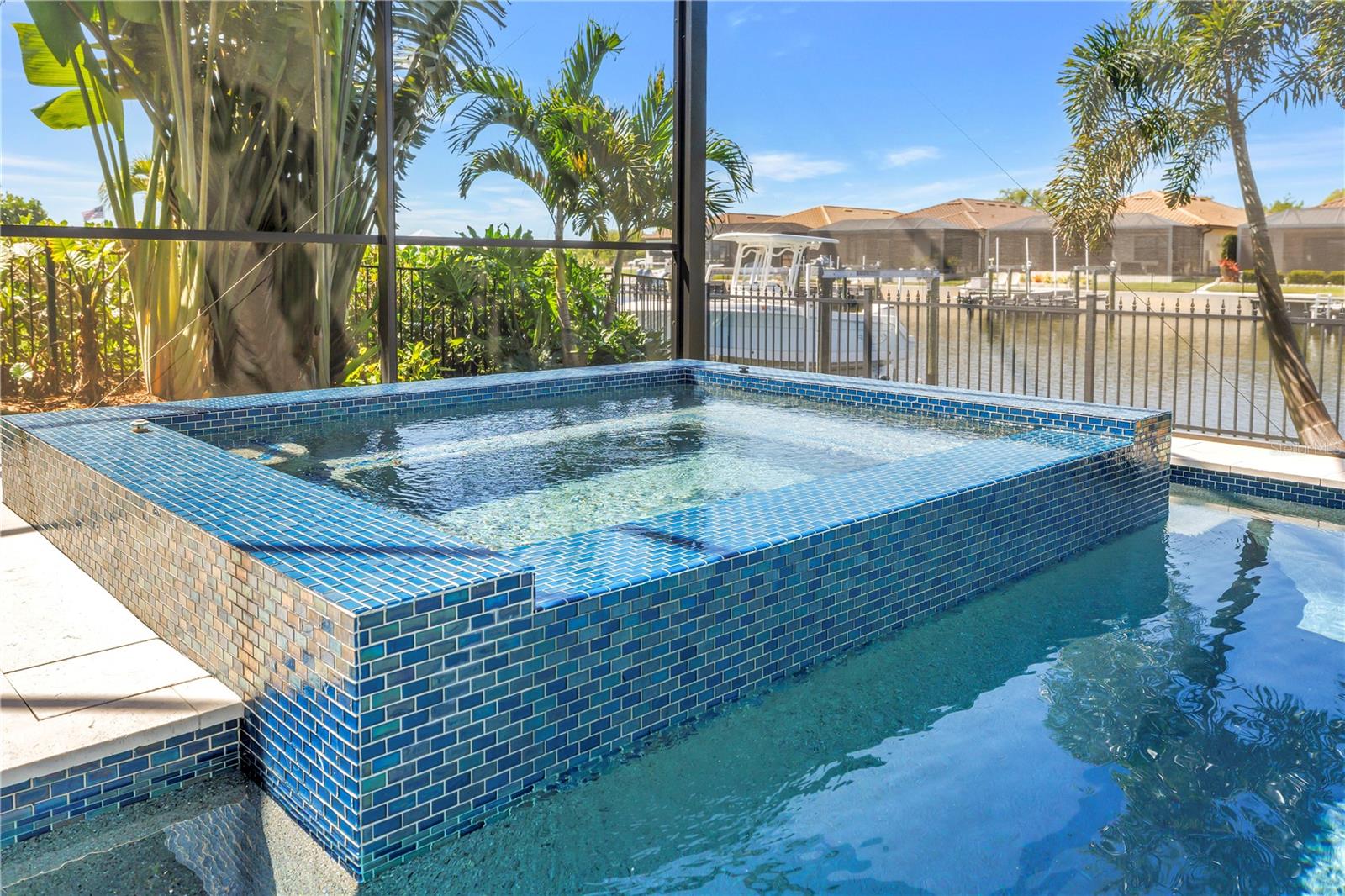 Image 58 of 78 For 513 17th Avenue E