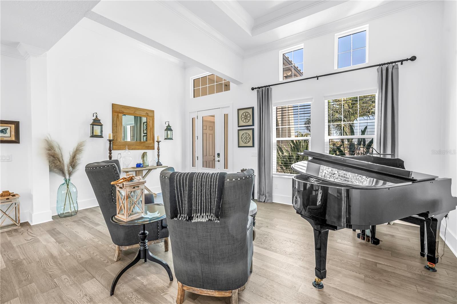 Image 6 of 78 For 513 17th Avenue E