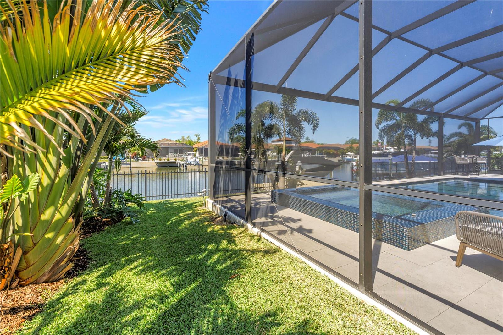 Image 61 of 78 For 513 17th Avenue E