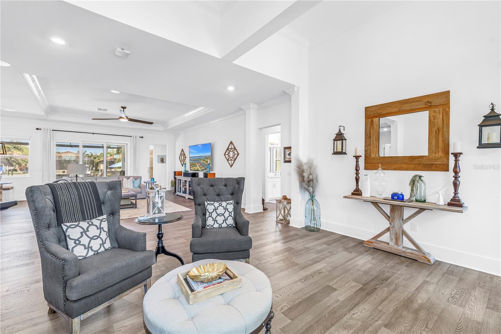 Image 9 of 78 For 513 17th Avenue E